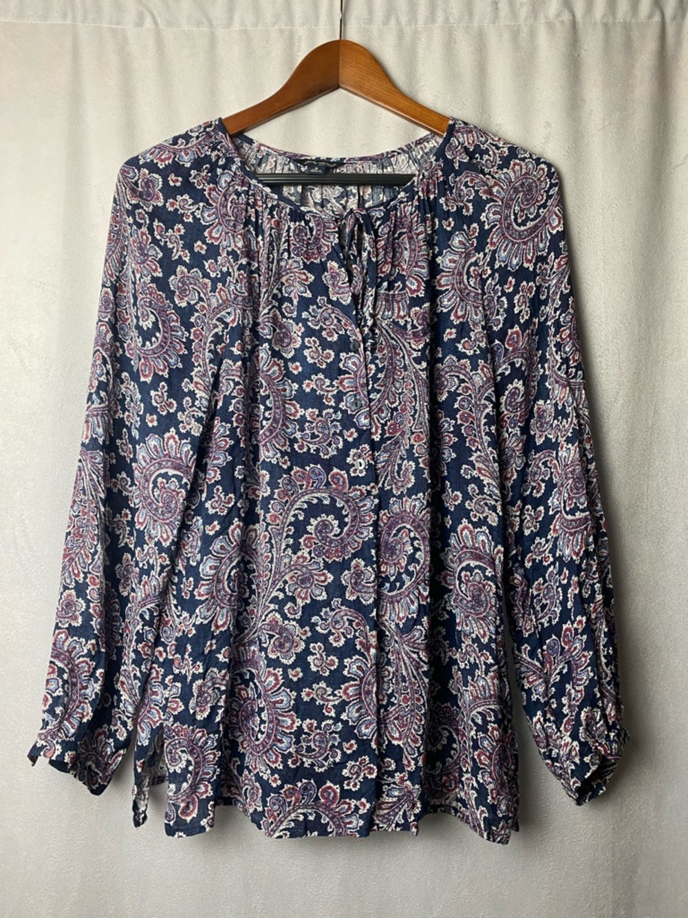 Lucky Brand Navy Paisley boho festival feminine Long-Sleeve Fall Blouse S